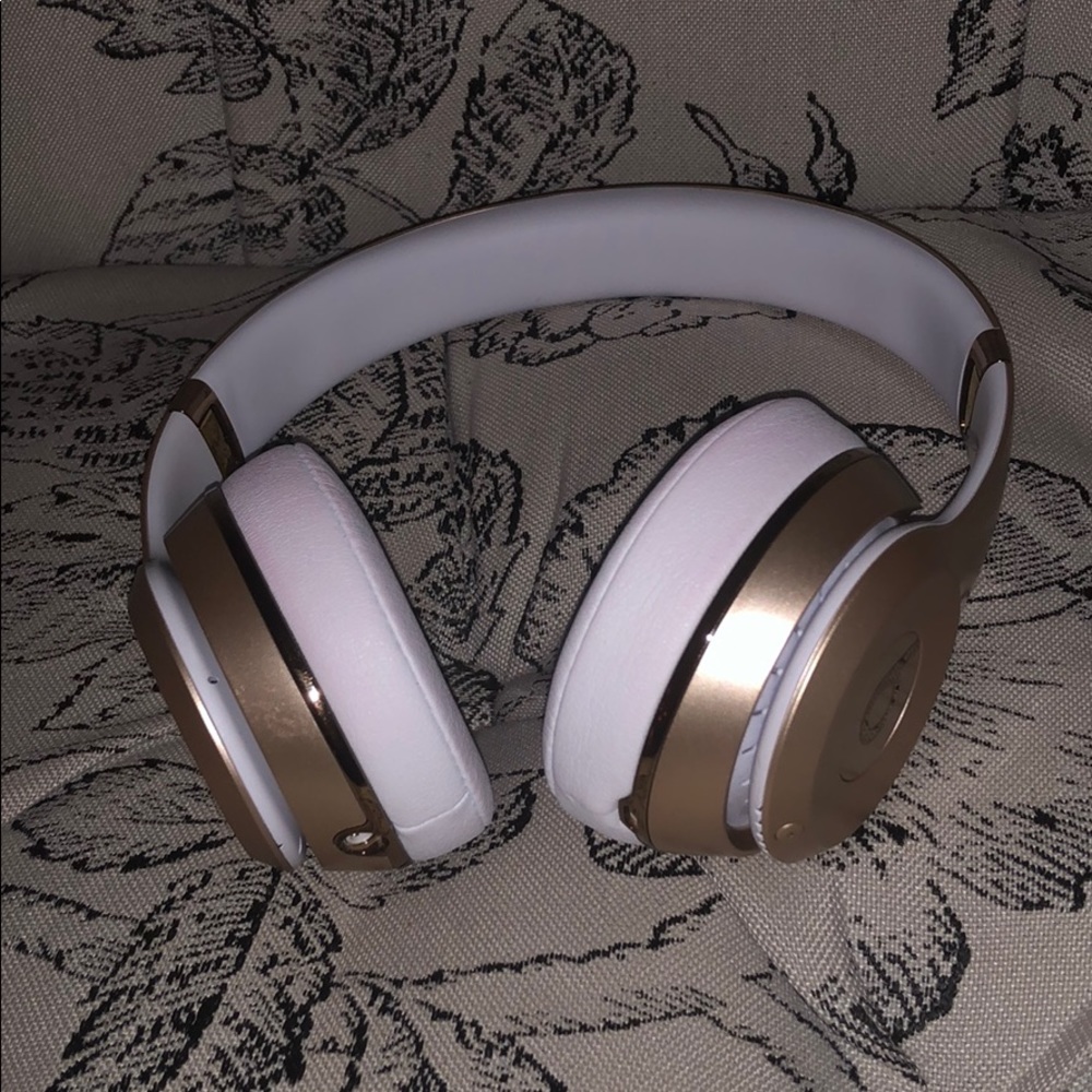 Beats headphones - Picture 2 of 3
